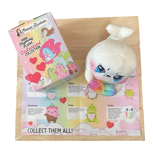 Moriah Elizabeth Mini Mystery Plush Valentine’s Day Series Sealia White Seal Toy - Picture 5 of 5
